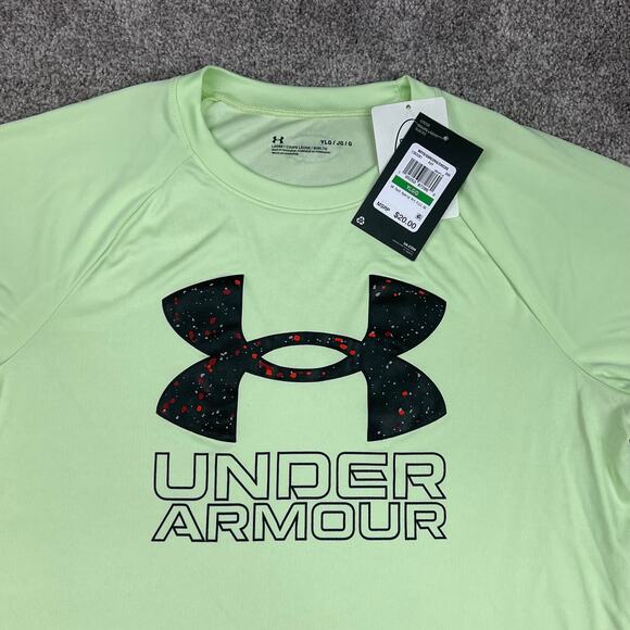 New- Adorable Boys Under Armour Shirt and Shorts Youth Large - Picture 4 of 12
